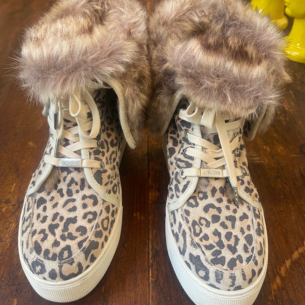 Leopard print suede Faux fur lining 2 inch platform rubber sole